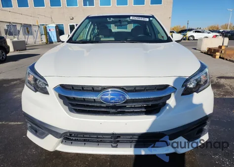 2021 Subaru Legacy Premium z USA, uszkodzony, nr VIN 4S3BWAF65M3006261